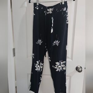 Dynamite Floral Dress Pants - S